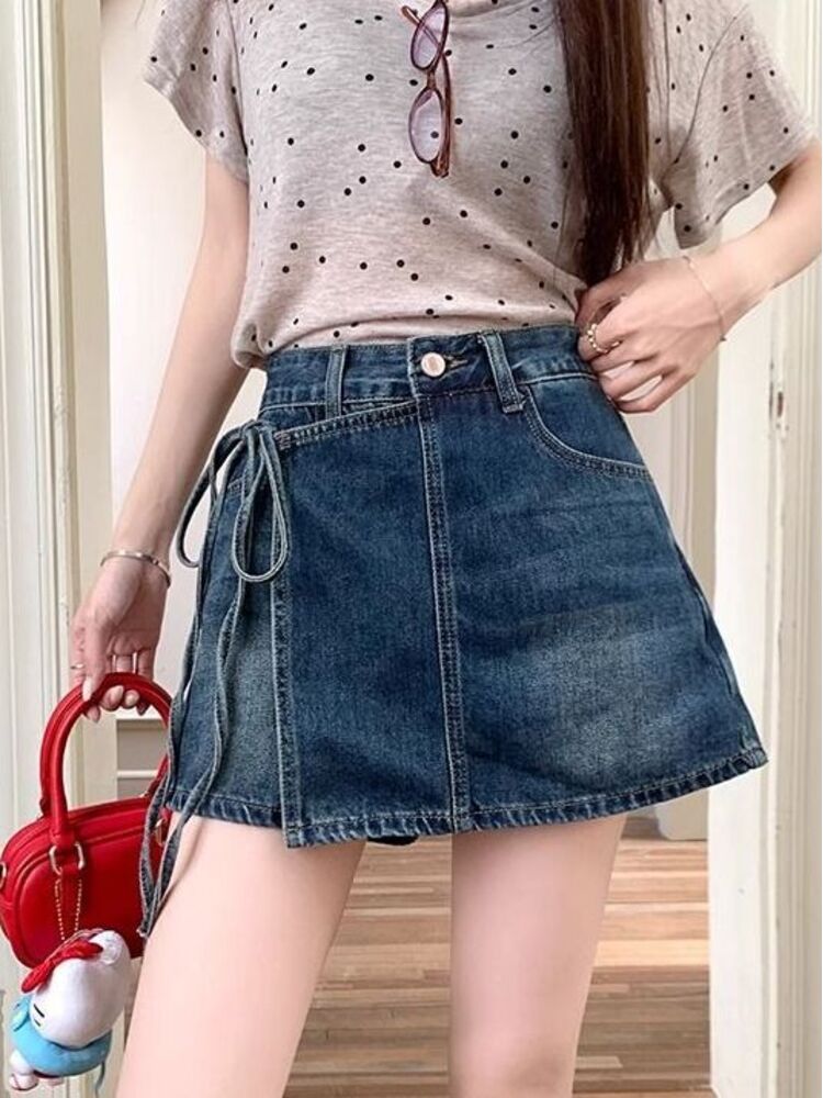 Shorts Denim Frayed - レディース ハイウエスト デニムスコート ライトブルーウォッシュ ダメージ加工 ヴィンテージ