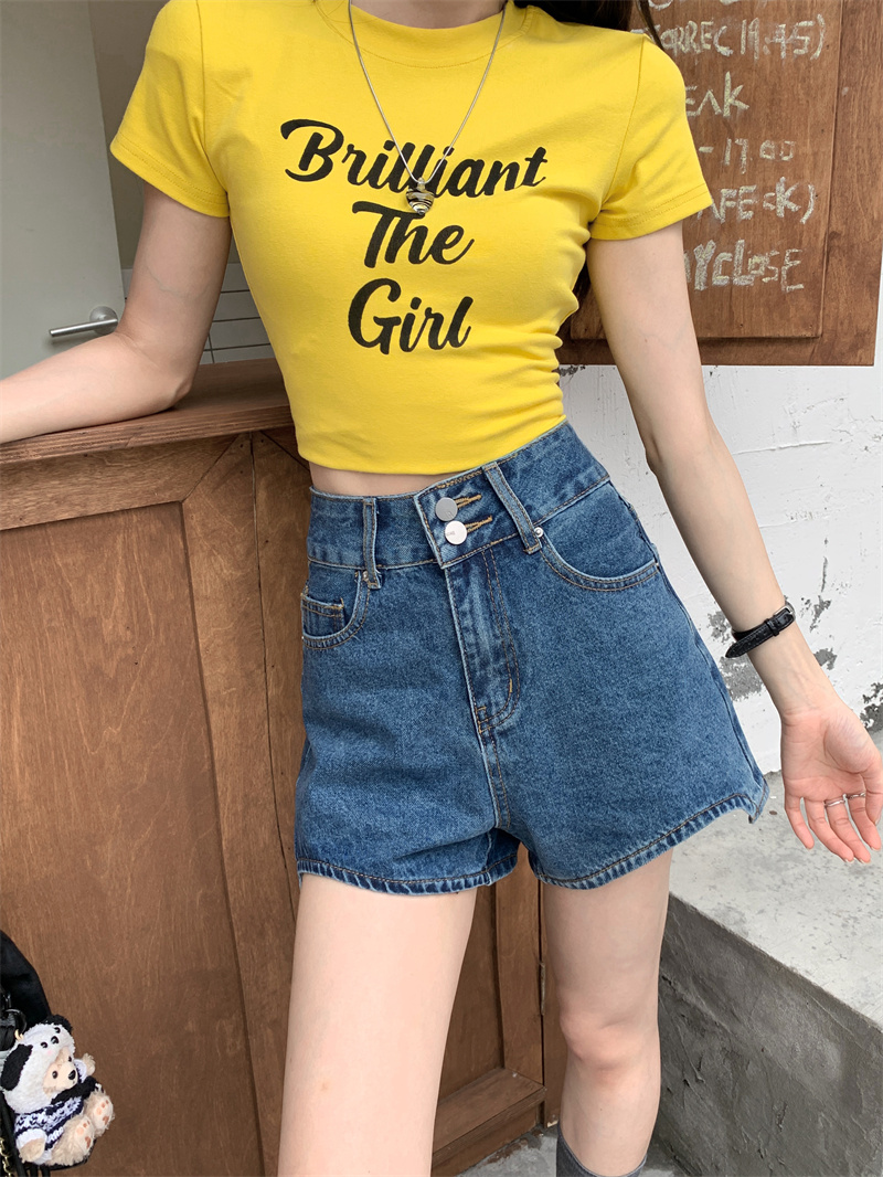 Shorts Denim Frayed - 女性用ブルーデニムショートパンツ、夏用韓国スタイル、ウォッシュ加工とダメージ加工、ハイウエスト、フリンジ加工、ゆったりワイドレッグ、脚長効果のあるカジュアルホットパンツ